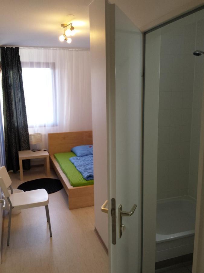 Auberge de jeunesse Jugendgastehaus Lichterfelde à Berlin Extérieur photo